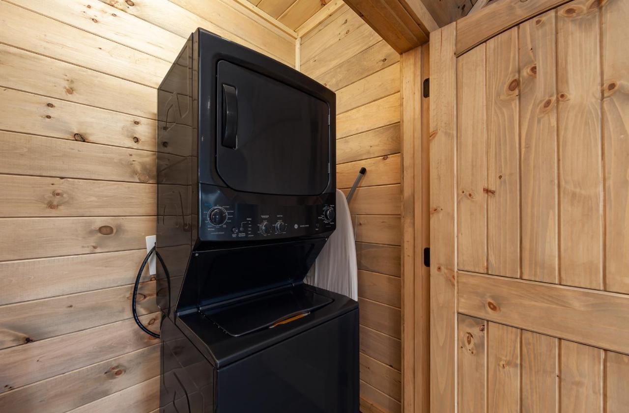 Thunder Mountain Lodge Cabin Севьервилл Экстерьер фото