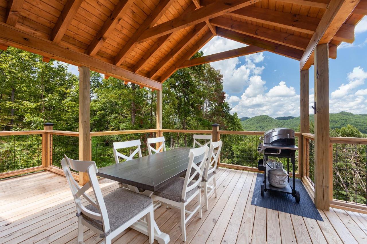 Thunder Mountain Lodge Cabin Севьервилл Экстерьер фото